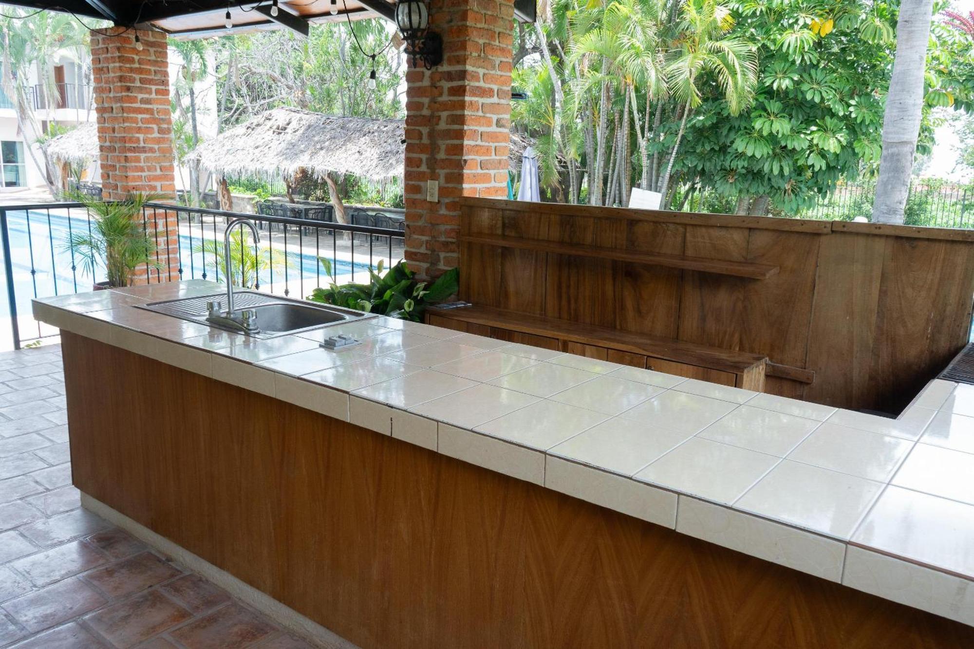 Capital O La Joya Del Lago Ajijic Exterior foto